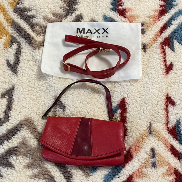 Max New York mini red leather clutch/cosmetic bag/crossbody bag - Picture 1 of 9